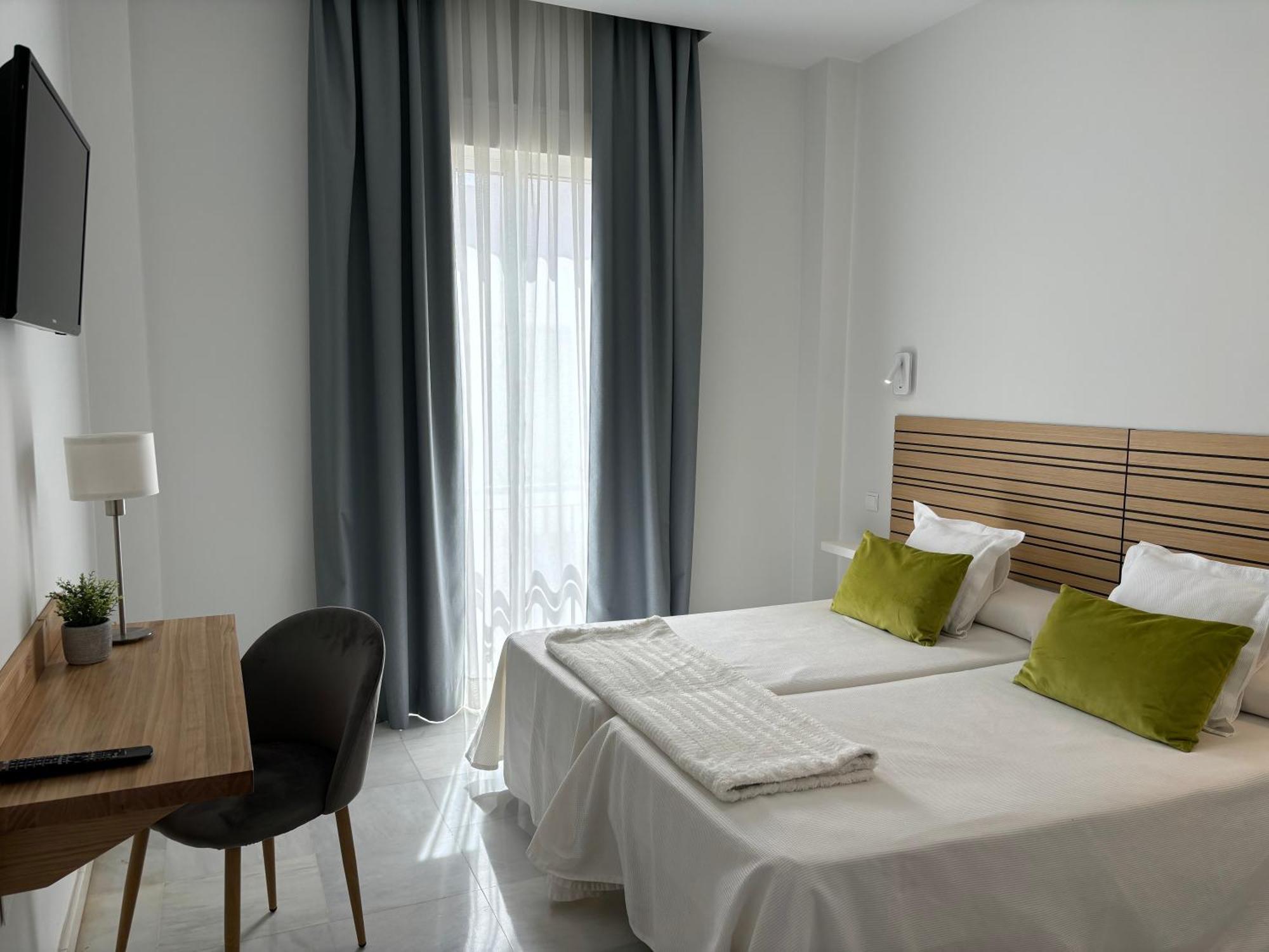 Hotel Lince Aznalcazar Bagian luar foto