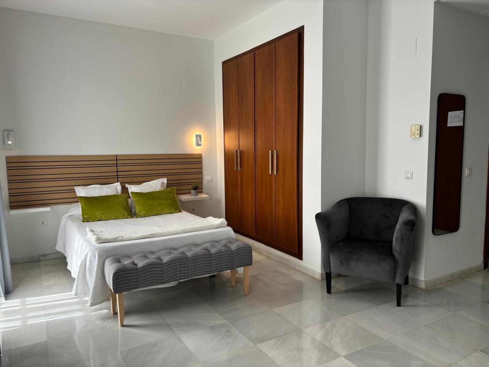 Hotel Lince Aznalcazar Bagian luar foto